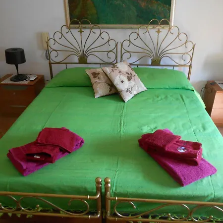 Bed & Breakfast Atena In Affitto